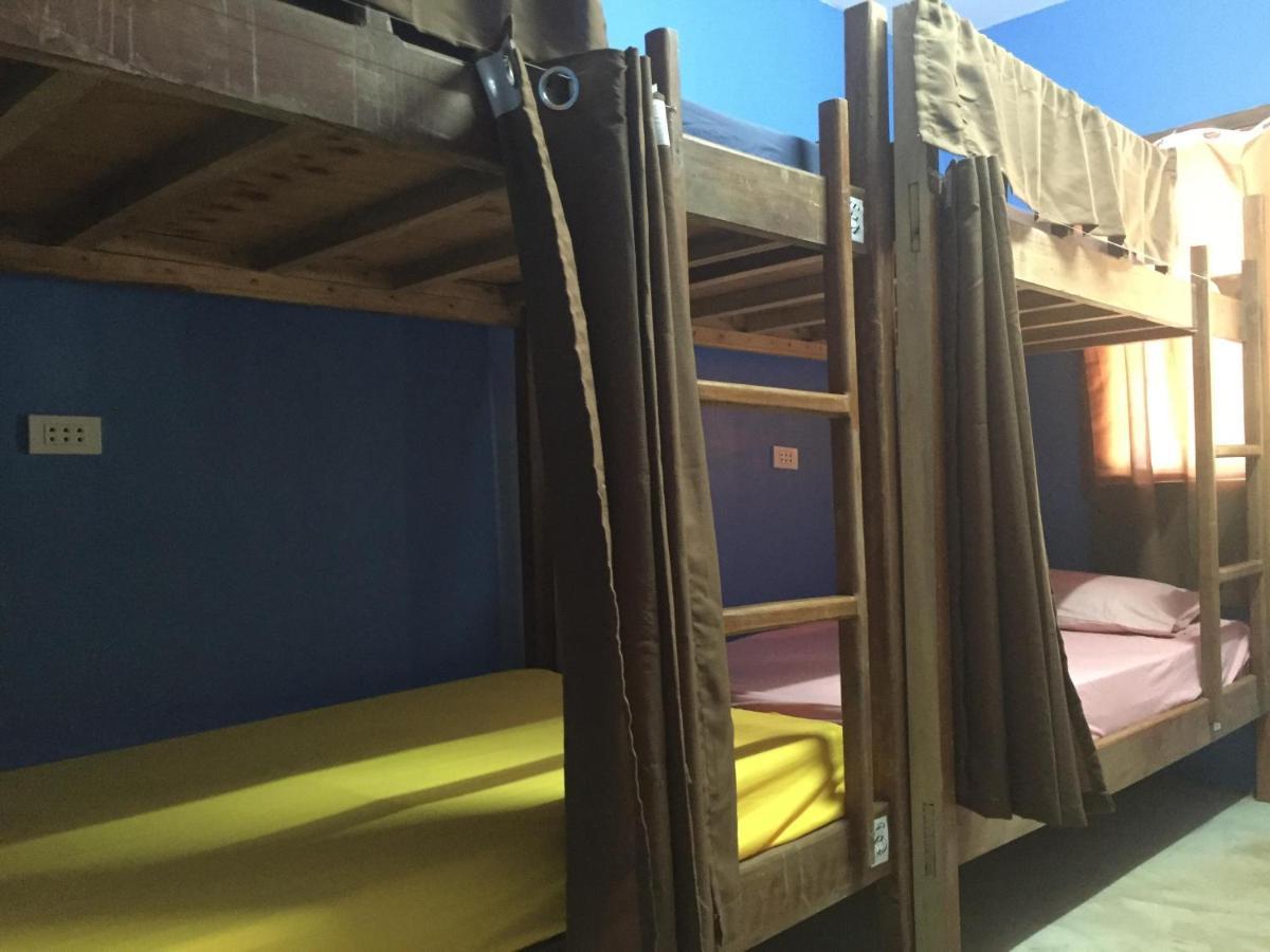 פנגלאו Bohemian Bohol Hostel מראה חיצוני תמונה
