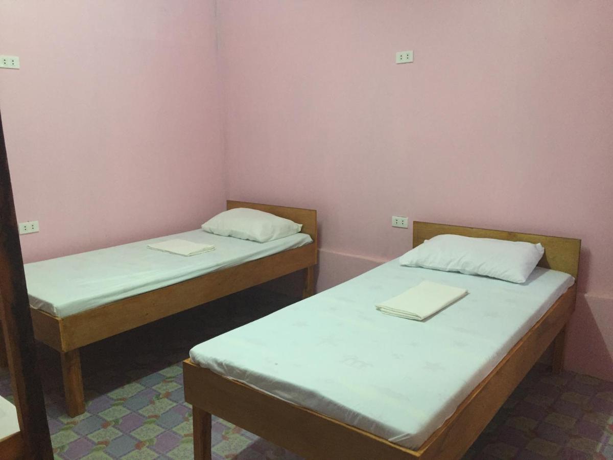 פנגלאו Bohemian Bohol Hostel מראה חיצוני תמונה