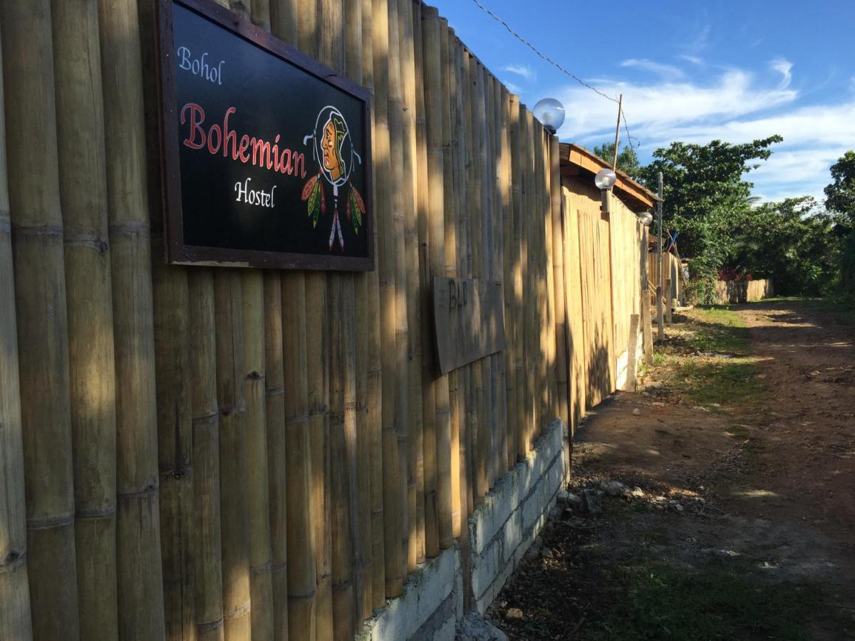 פנגלאו Bohemian Bohol Hostel מראה חיצוני תמונה
