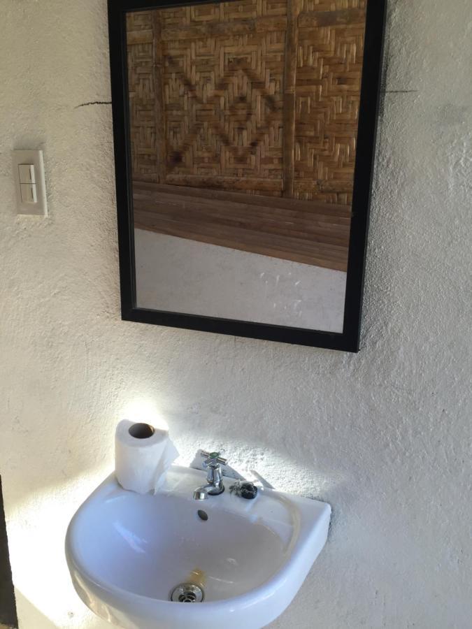 פנגלאו Bohemian Bohol Hostel מראה חיצוני תמונה
