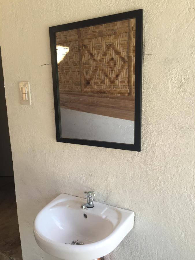 פנגלאו Bohemian Bohol Hostel מראה חיצוני תמונה