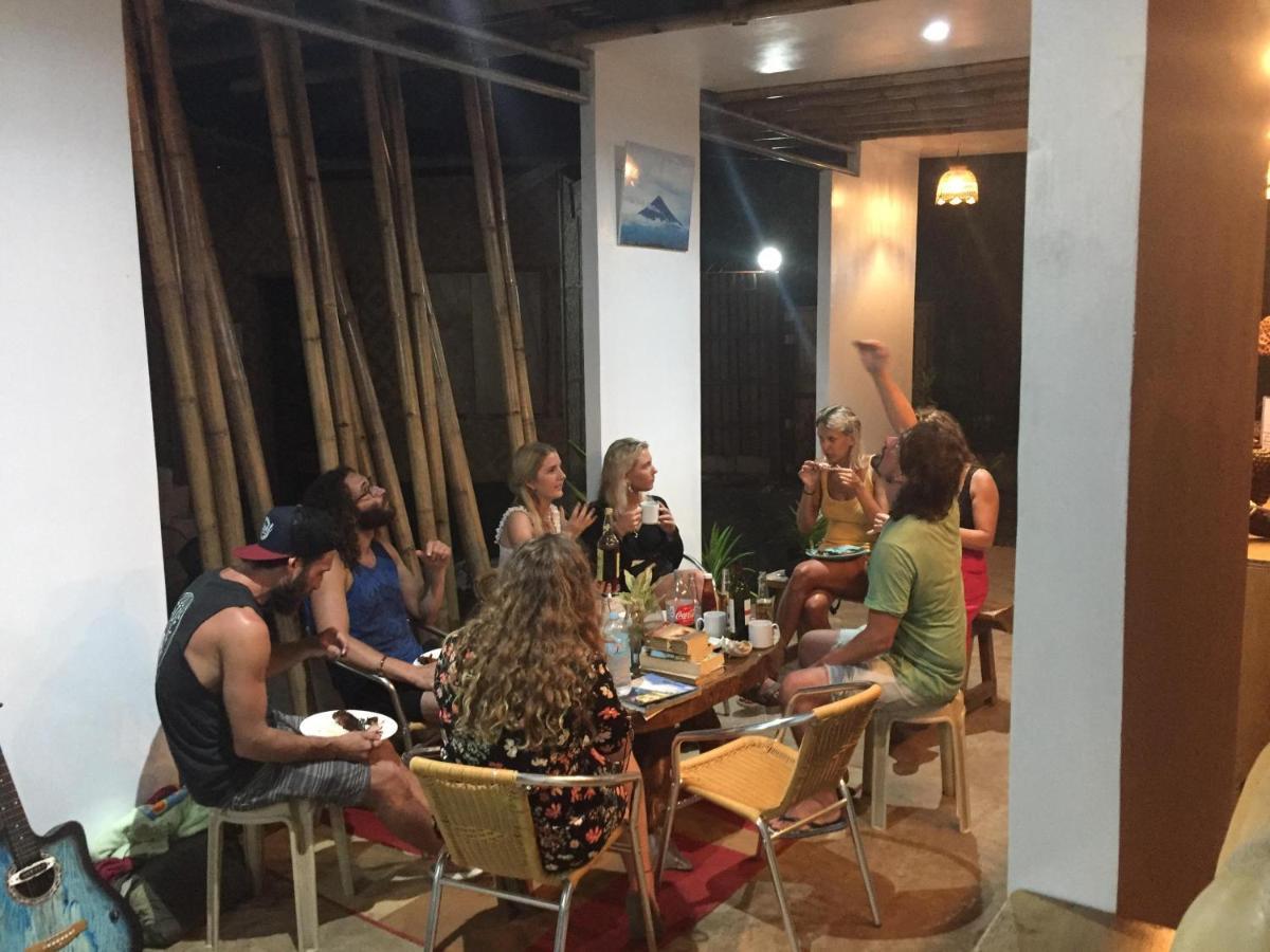 פנגלאו Bohemian Bohol Hostel מראה חיצוני תמונה